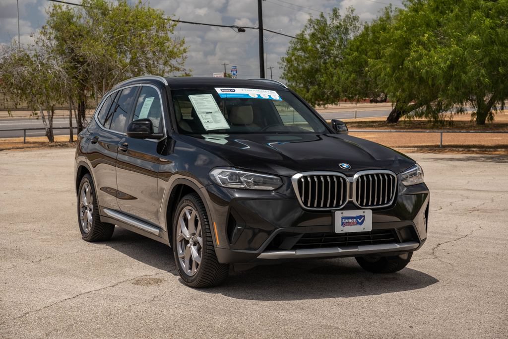 Used 2022 BMW X3 sDrive30i w/ Convenience Package RWD image 2