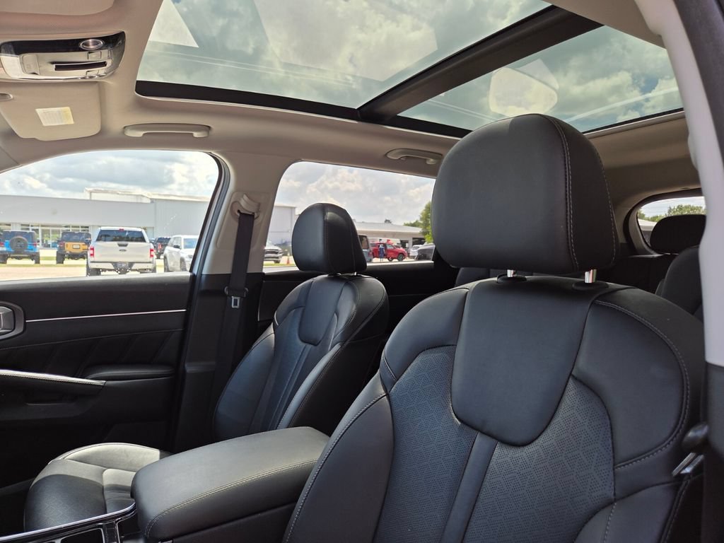 Used 2023 Kia Sorento SX FWD image 29