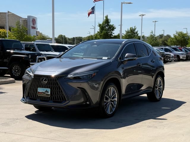 Used 2022 Lexus NX 350h AWD w/ Vision Package image 8