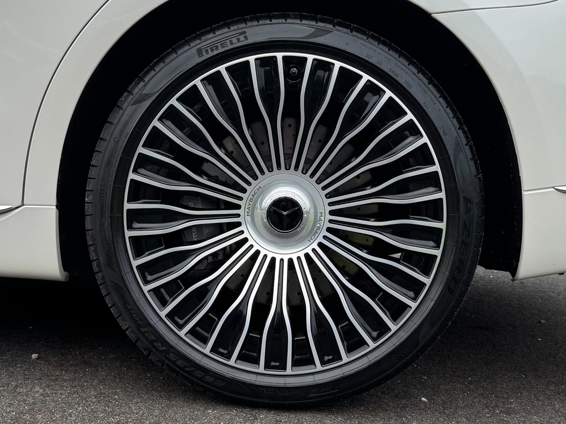 Used 2023 Mercedes-Benz S 580 4MATIC Sedan image 93