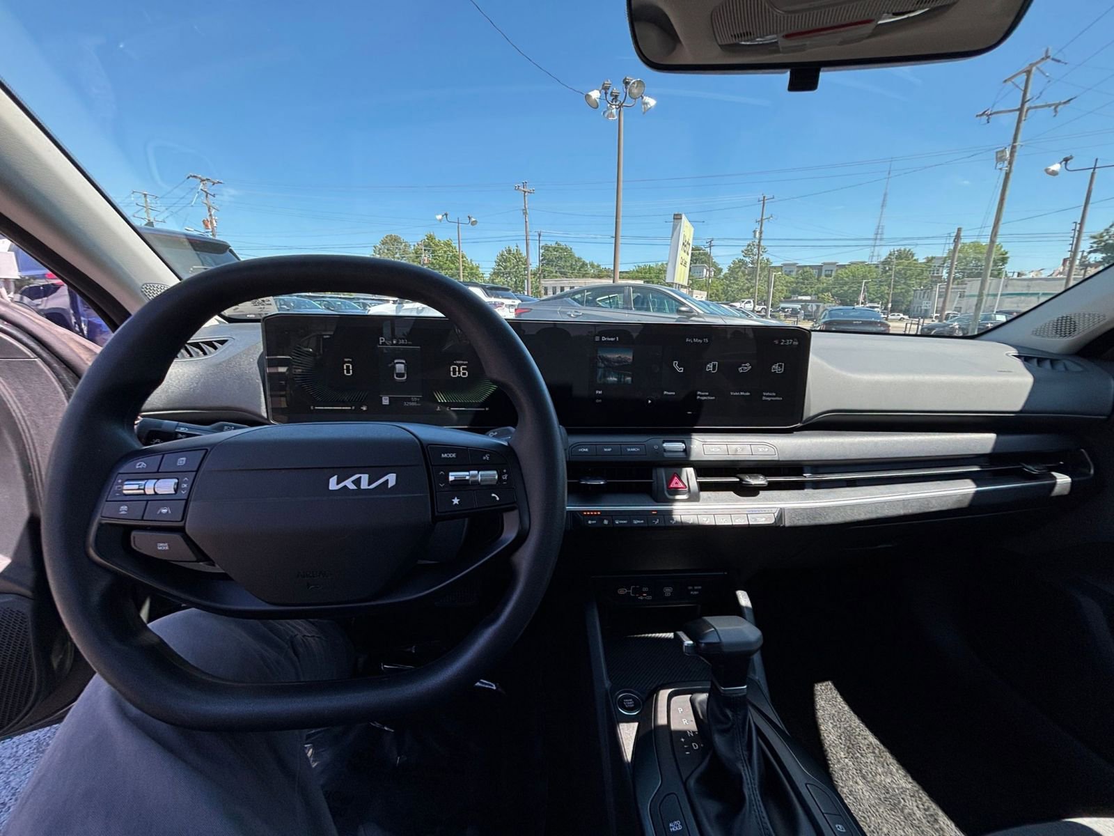 Used 2025 Kia K4 FWD image 32