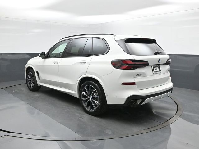 New 2026 BMW X5 sDrive40i w/ M Sport Package image 5