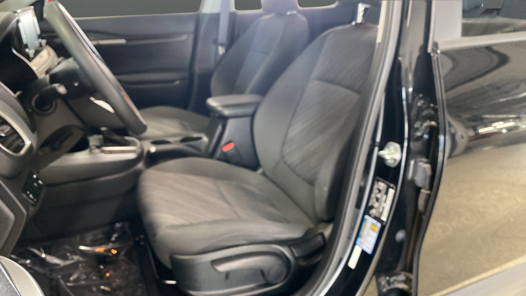Used 2023 Kia Seltos LX AWD/4WD image 9