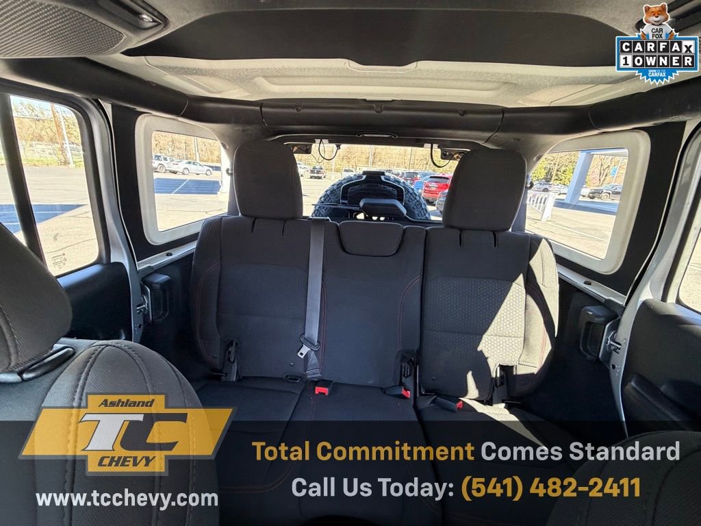 Used 2018 Jeep Wrangler Unlimited Rubicon w/ Steel Bumper Group image 23