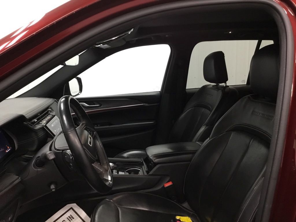 Used 2022 Jeep Grand Cherokee Overland image 9