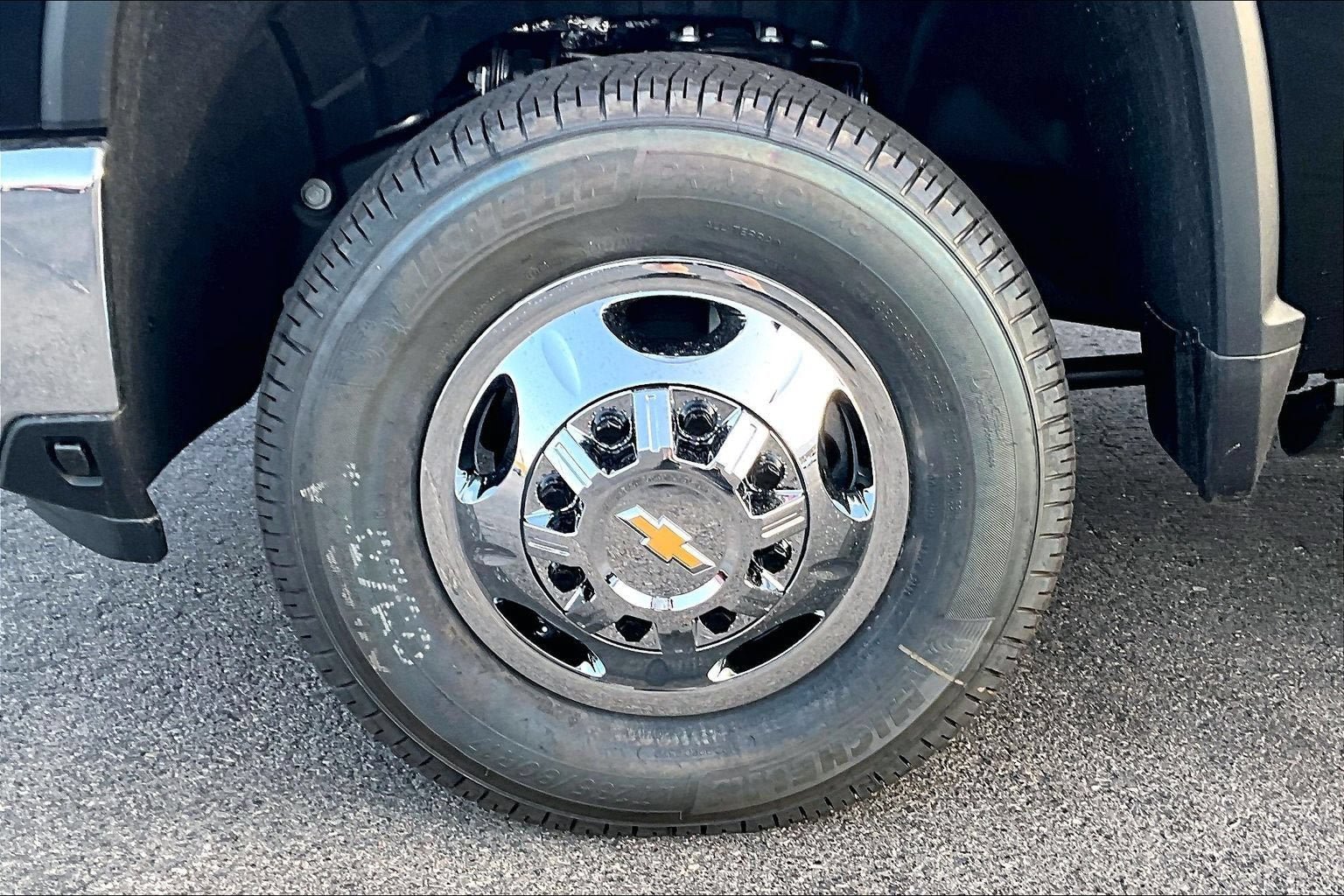 New 2026 Chevrolet Silverado 3500 LTZ AWD/4WD image 12