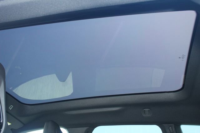 New 2026 BMW iX xDrive60 image 22