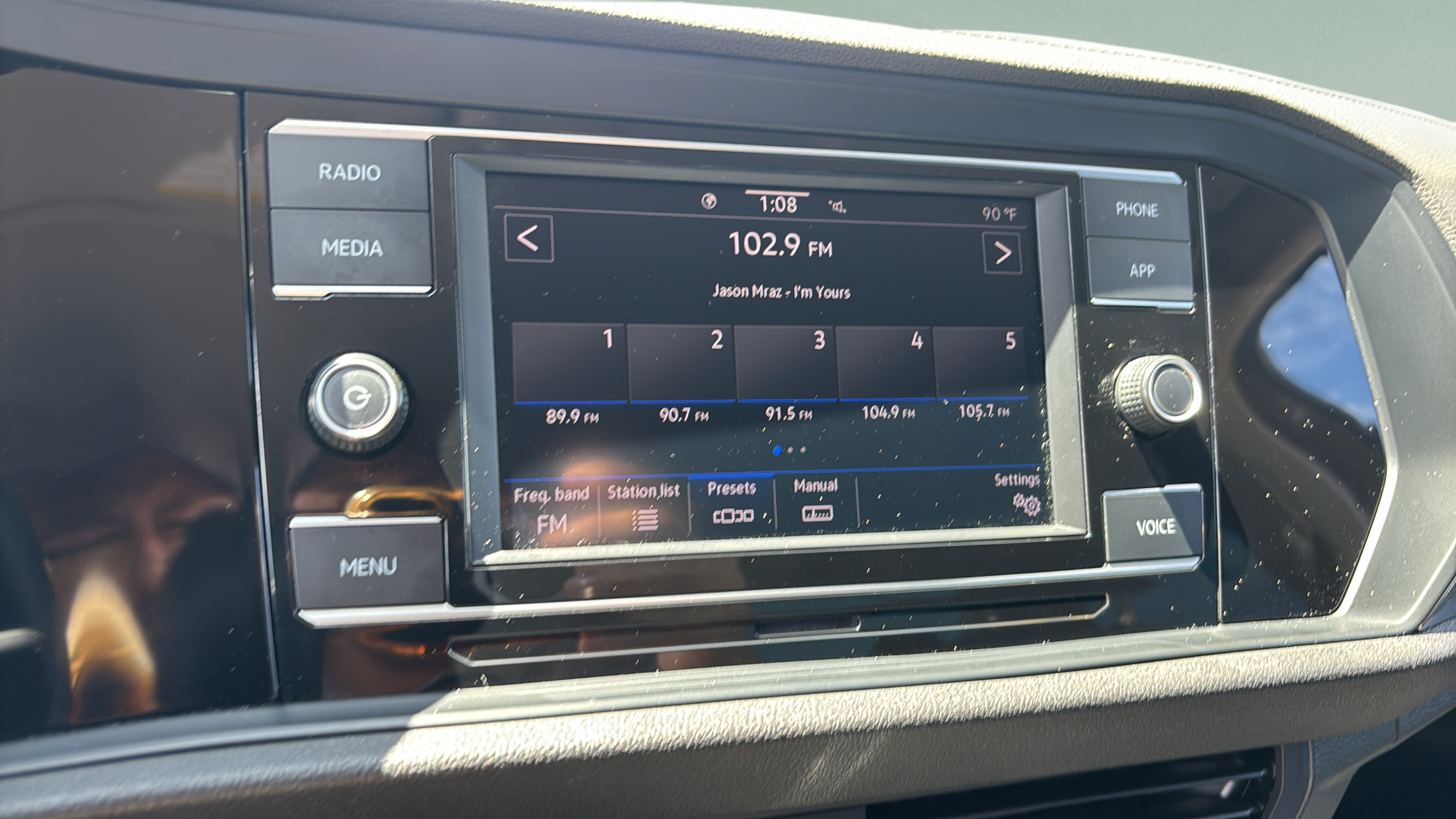 Used 2024 Volkswagen Jetta SE FWD image 21