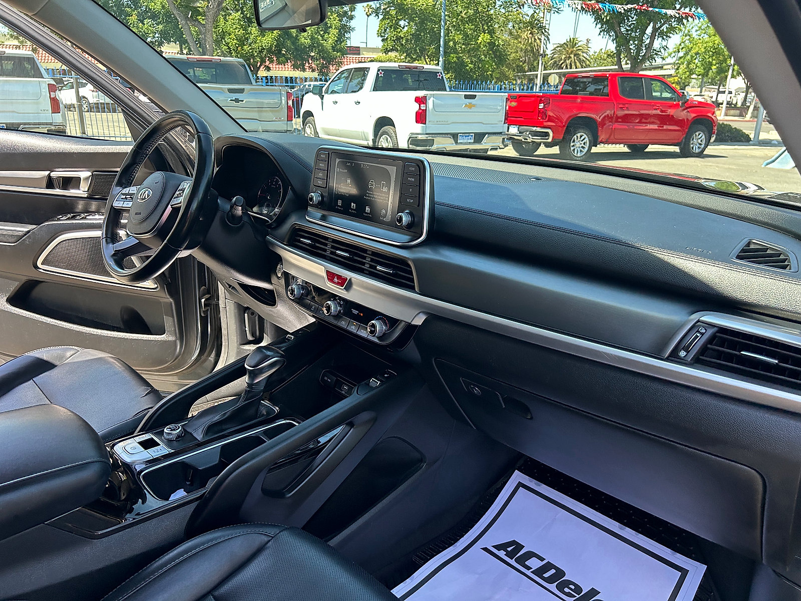 Used 2020 Kia Telluride S w/ S 8 Passenger Seating Package FWD image 34