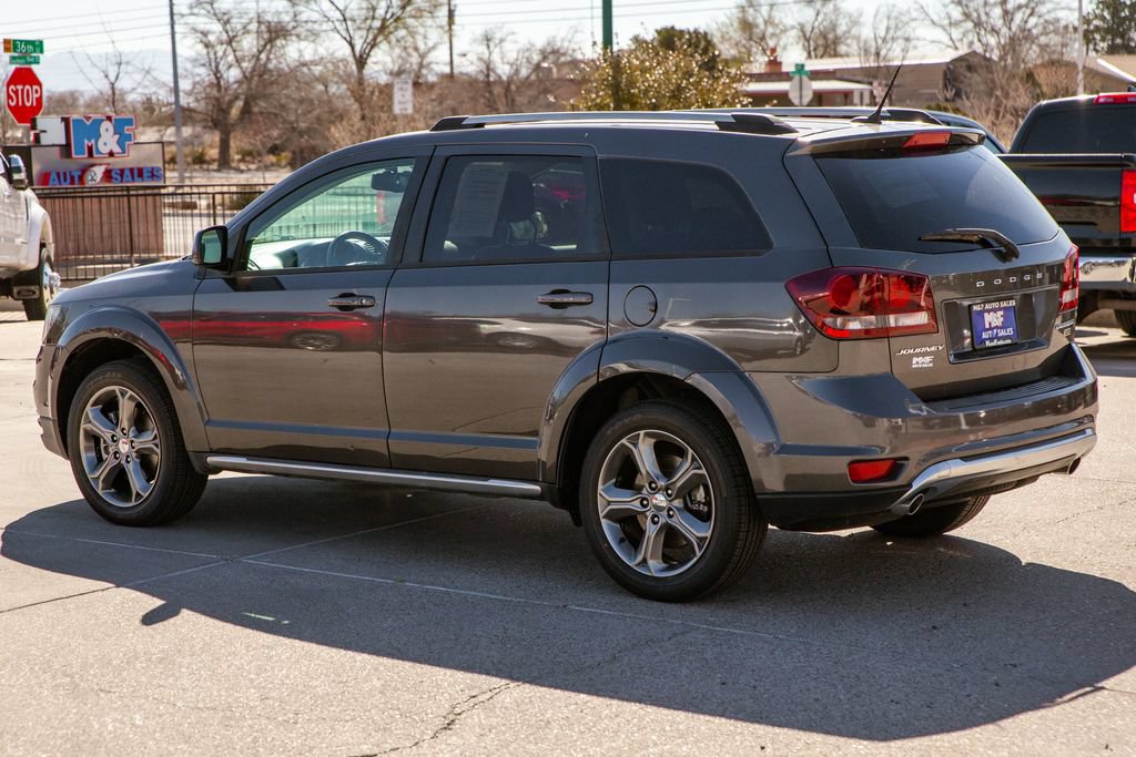 Used 2017 Dodge Journey Crossroad FWD image 7