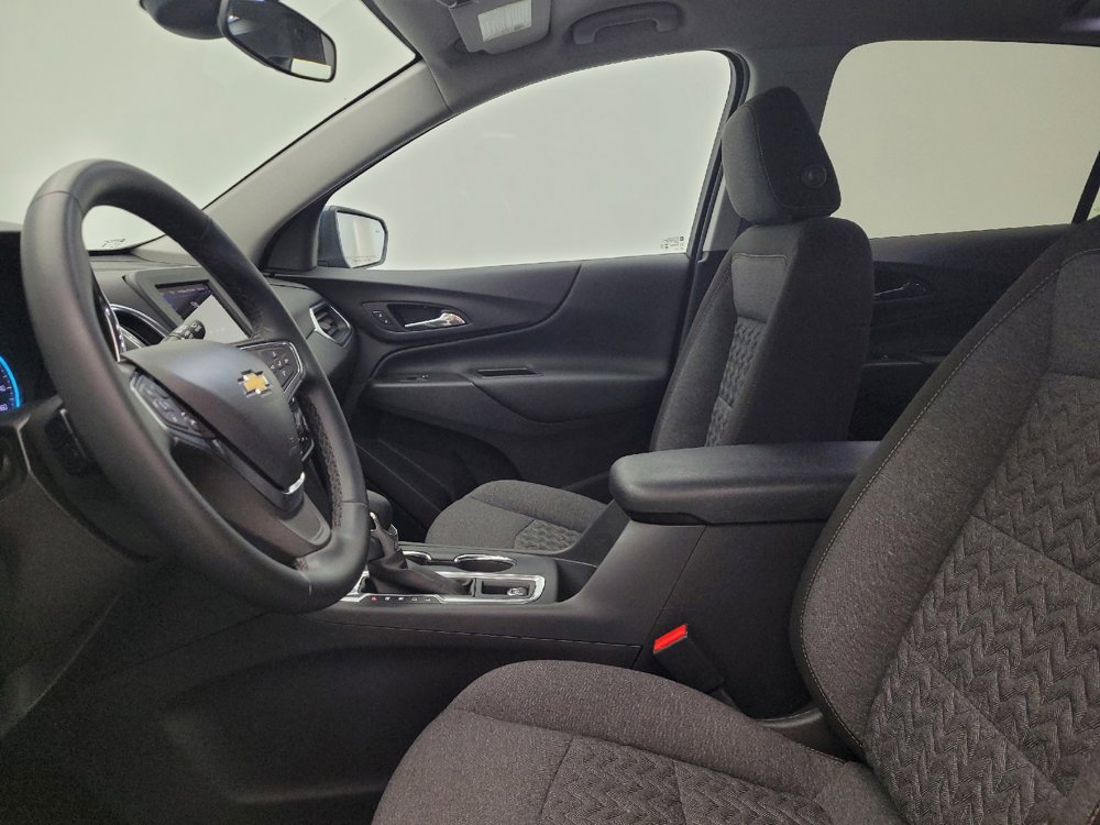 Used 2024 Chevrolet Equinox LT w/ LPO, Floor Liner Package FWD image 17