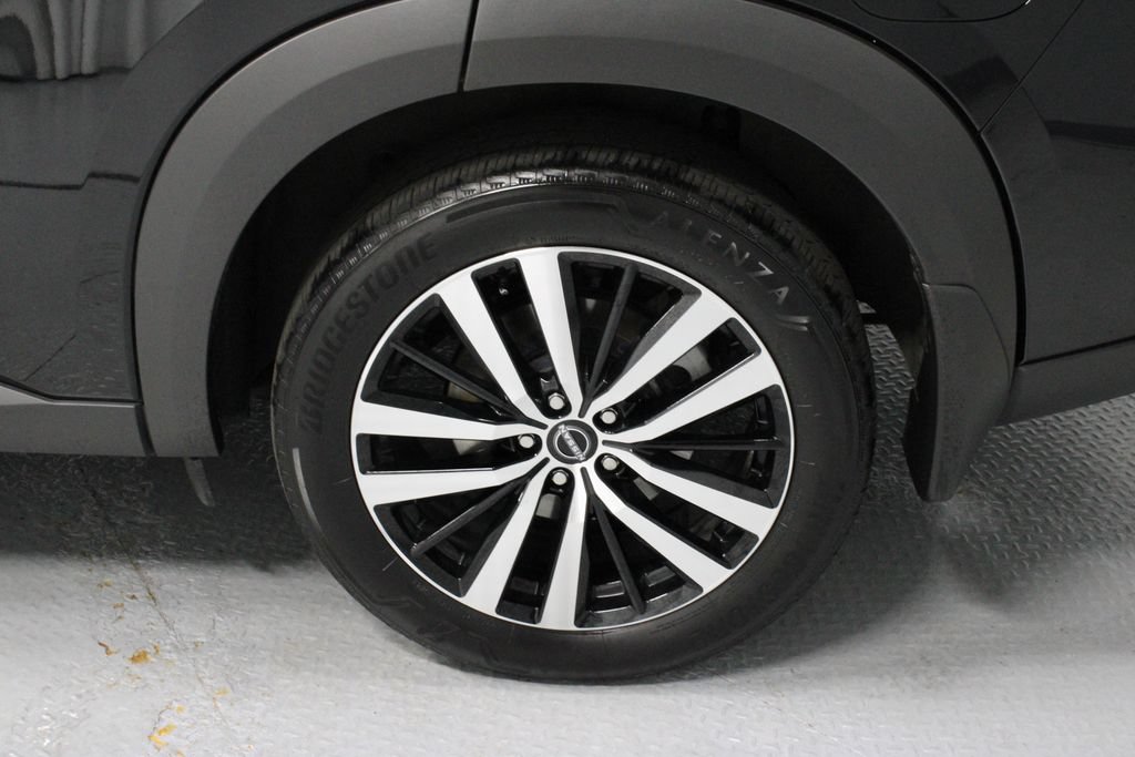 Certified 2025 Nissan Pathfinder Platinum w/ Cargo Package AWD/4WD image 19