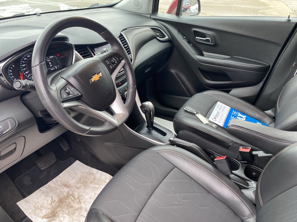 Certified 2022 Chevrolet Trax LT w/ Driver Confidence Package image 20