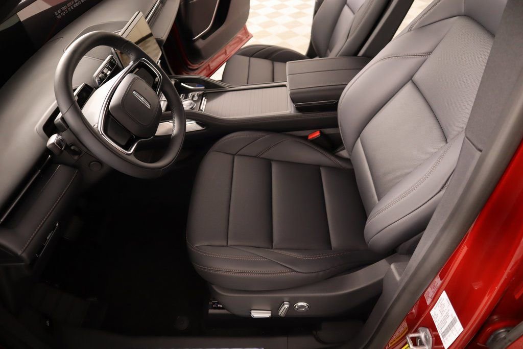 New 2025 Lincoln Nautilus Premier w/ Jet Appearance Package image 11