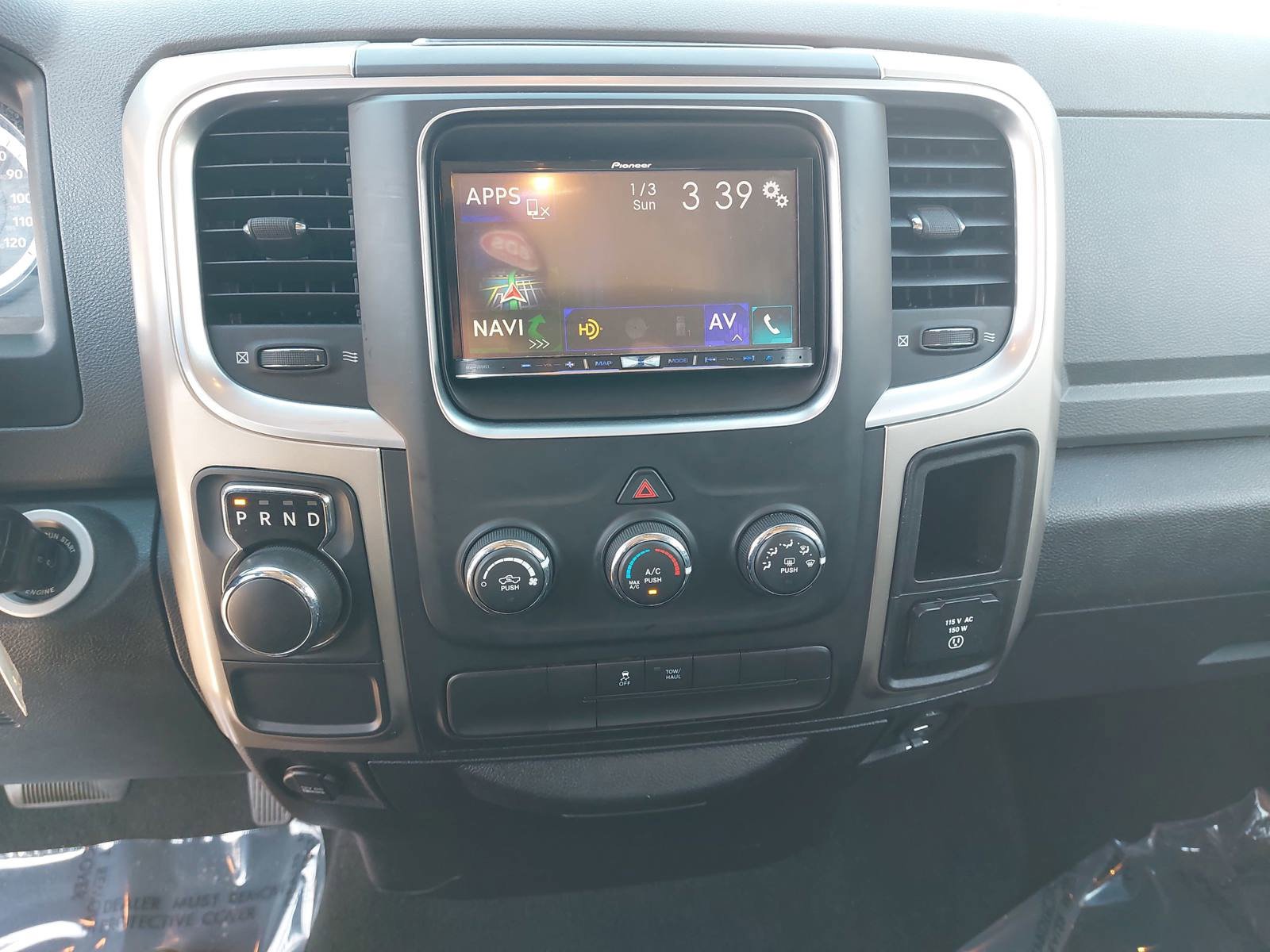 Used 2015 RAM 1500 Big Horn RWD image 21