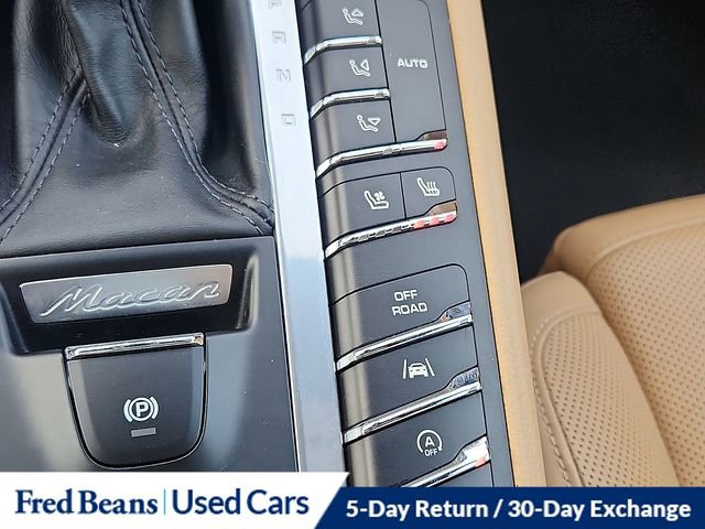 Used 2018 Porsche Macan Turbo image 29