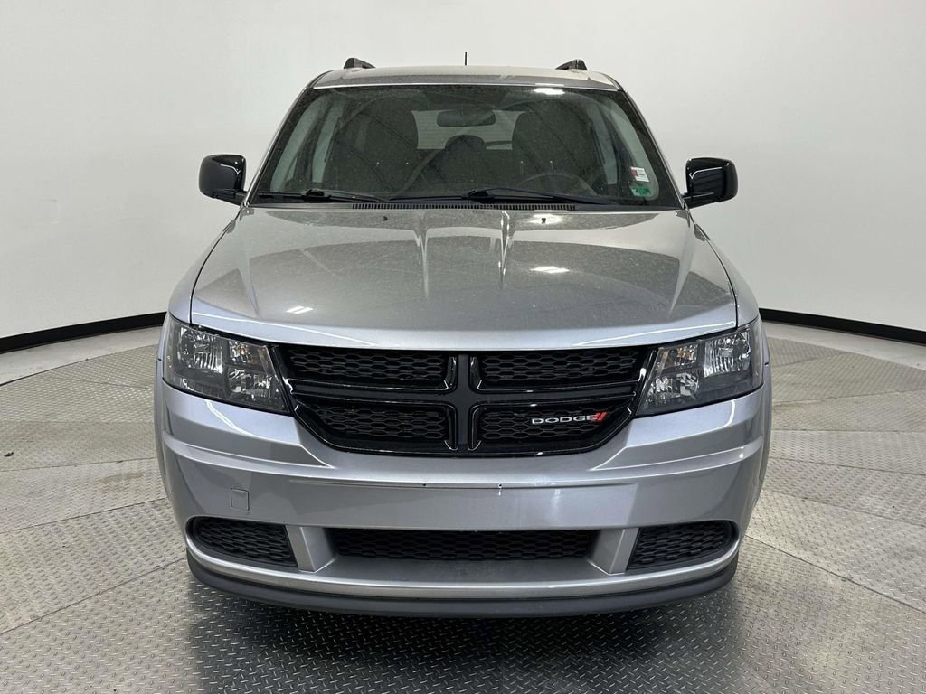Used 2018 Dodge Journey SE w/ Blacktop Package video 2