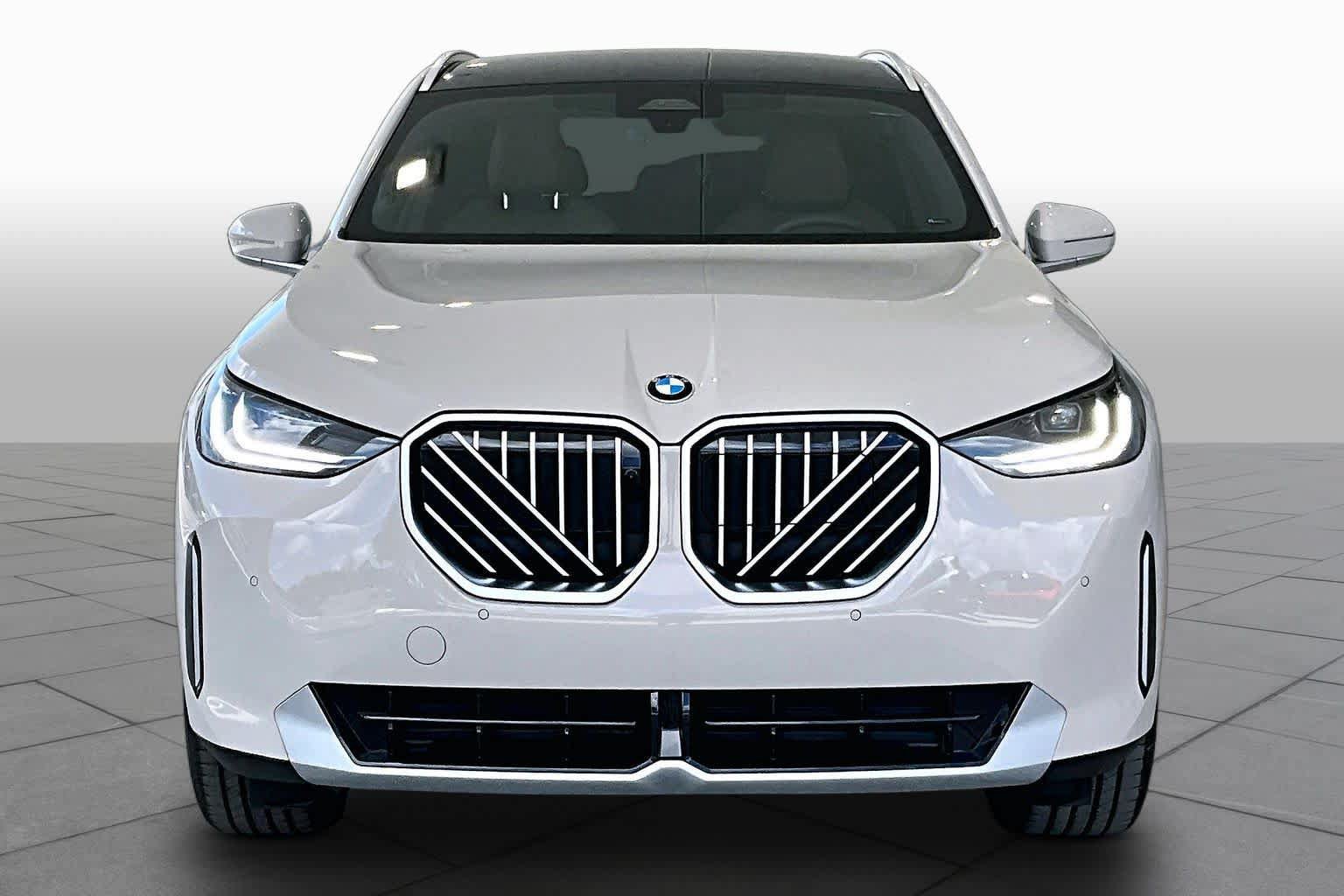 New 2026 BMW X3 xDrive30i w/ Premium Package AWD/4WD image 3