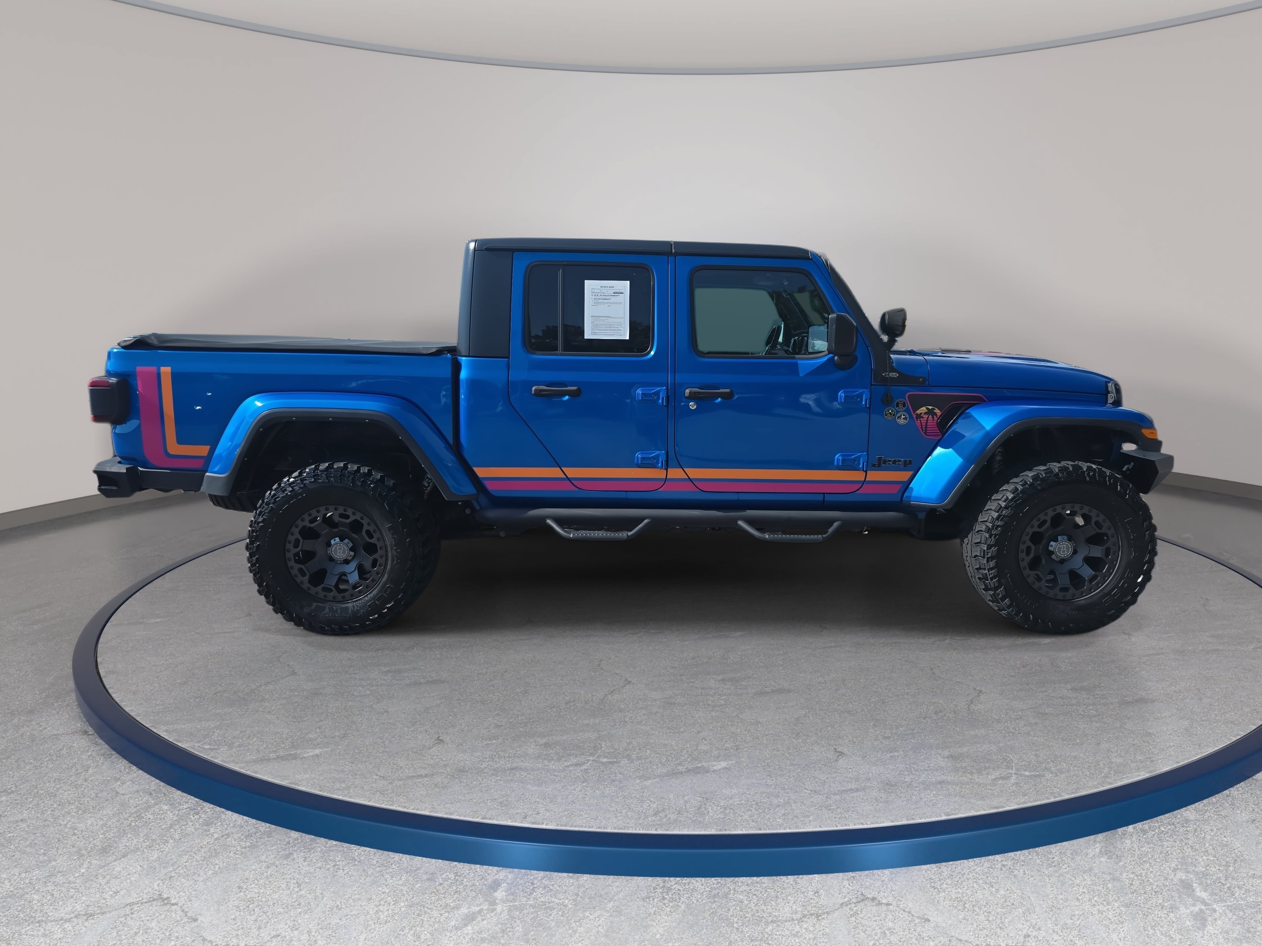 Used 2023 Jeep Gladiator Overland w/ Dual Top Group AWD/4WD image 4