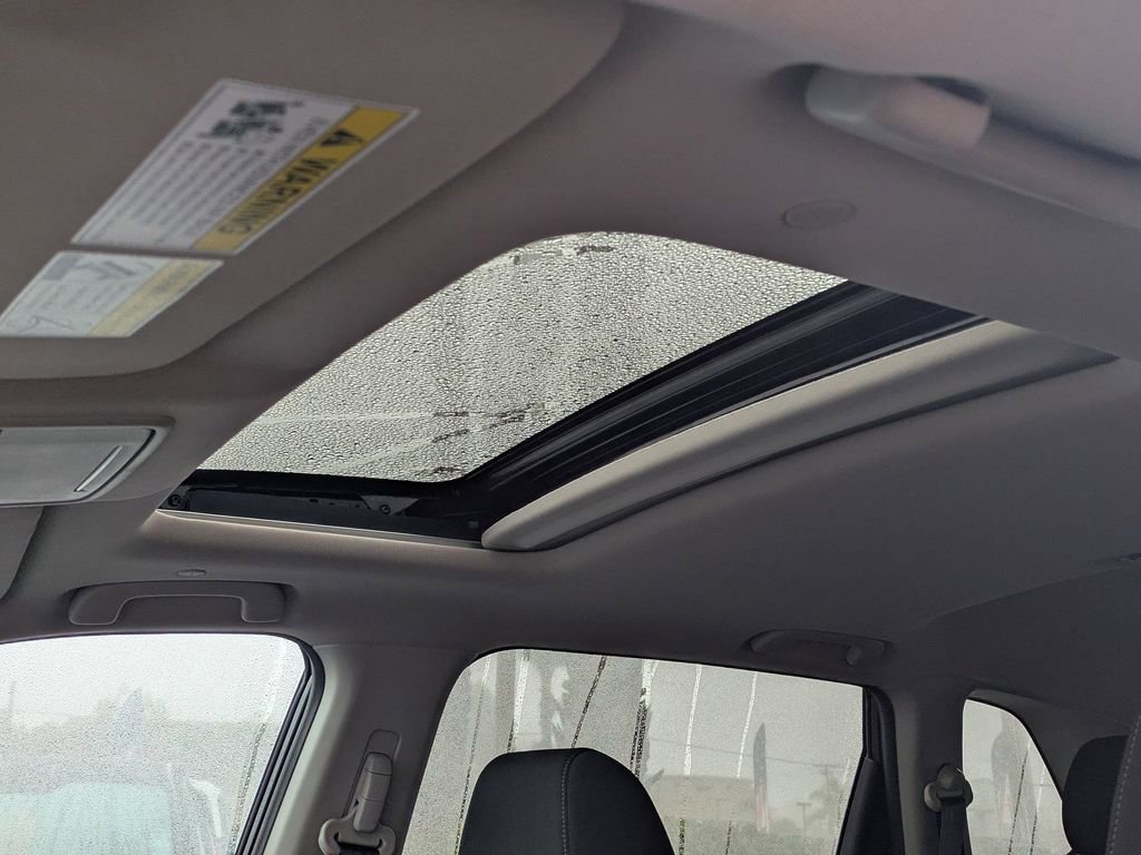 Used 2023 Honda CR-V EX image 6