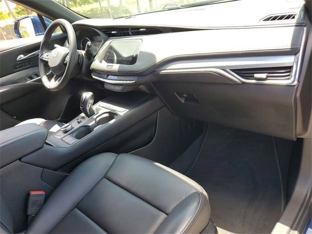 Used 2019 Cadillac XT4 Premium Luxury w/ Driver Awareness Package image 12