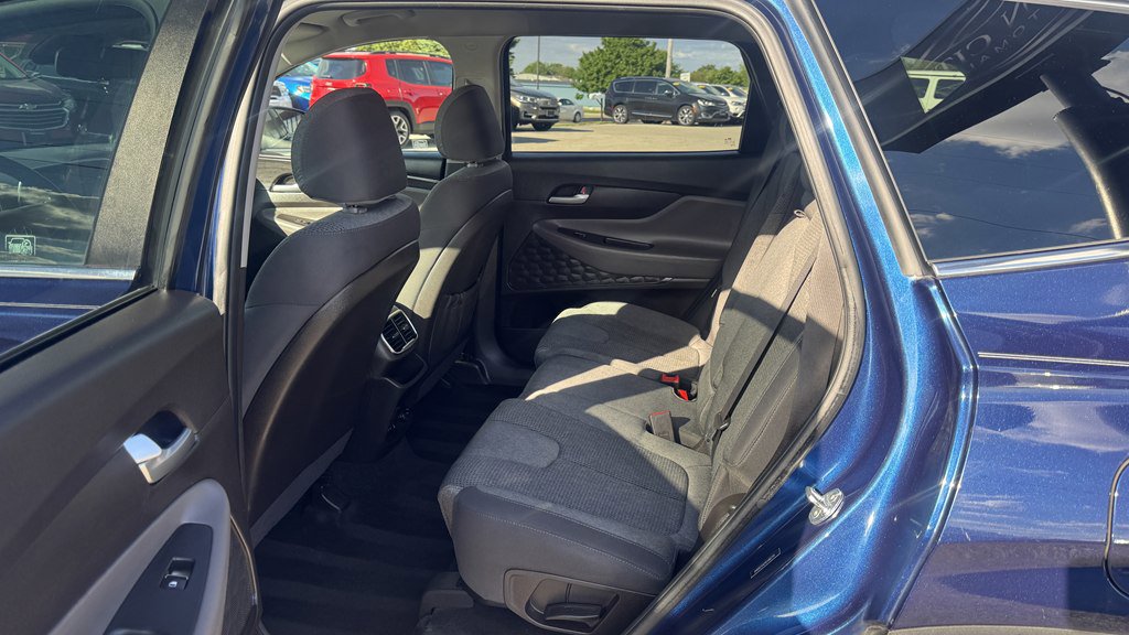 Used 2020 Hyundai Santa Fe SE FWD image 22