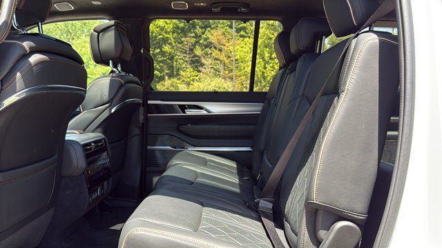 Certified 2023 Jeep Grand Wagoneer Series III AWD/4WD image 27