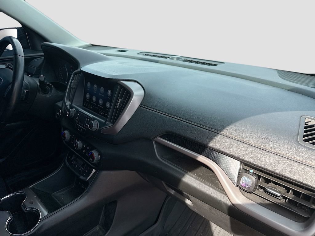 Used 2022 GMC Terrain AT4 image 24
