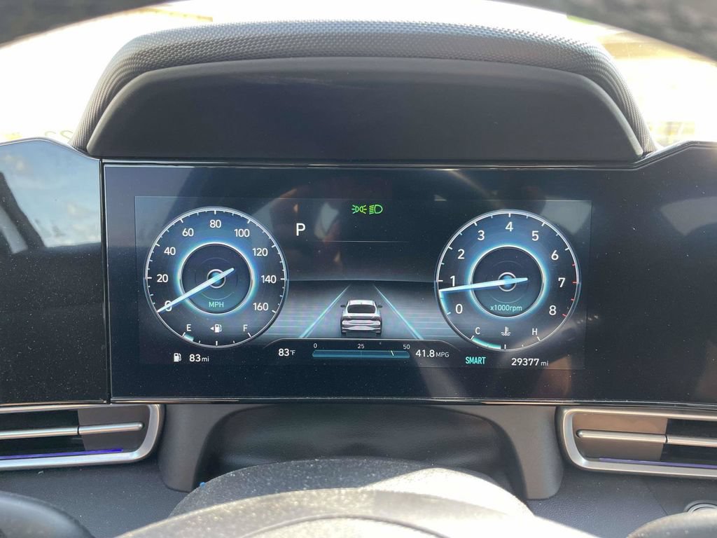 Used 2023 Hyundai Elantra Limited FWD image 30