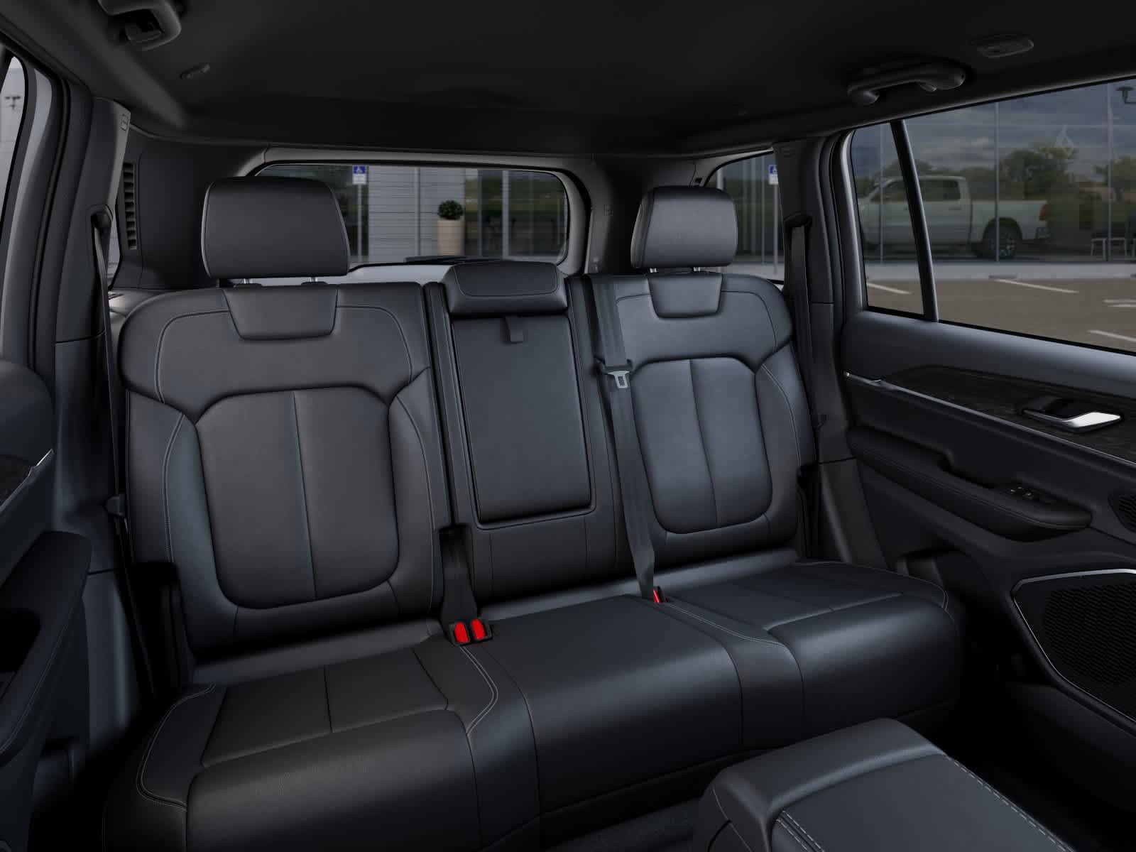 New 2026 Jeep Grand Cherokee Limited AWD/4WD image 15