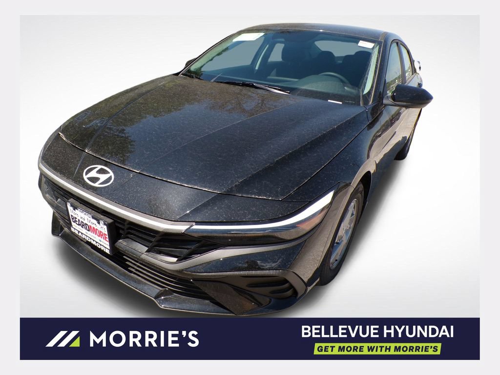 New 2026 Hyundai Elantra SE
