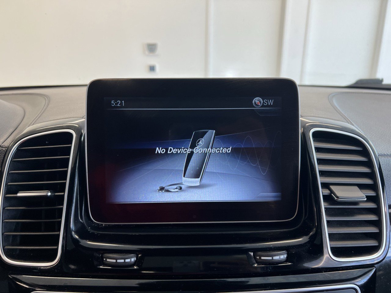 Used 2018 Mercedes-Benz GLS 450 4MATIC image 19