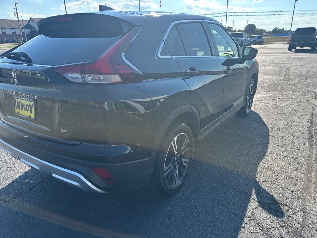 Used 2025 Mitsubishi Eclipse Cross SE AWD/4WD image 4