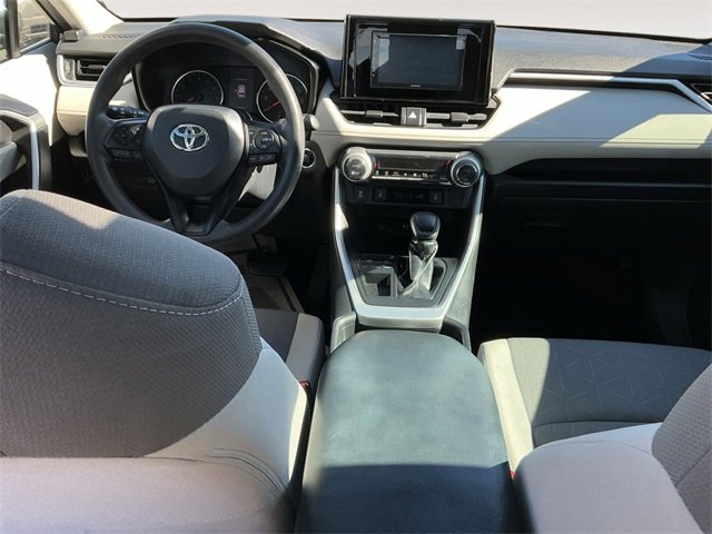 Used 2019 Toyota RAV4 XLE image 8