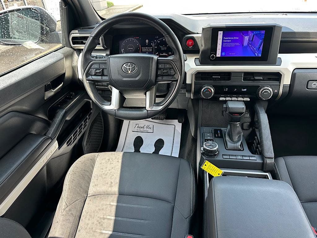 Certified 2024 Toyota Tacoma TRD Off-Road AWD/4WD image 17