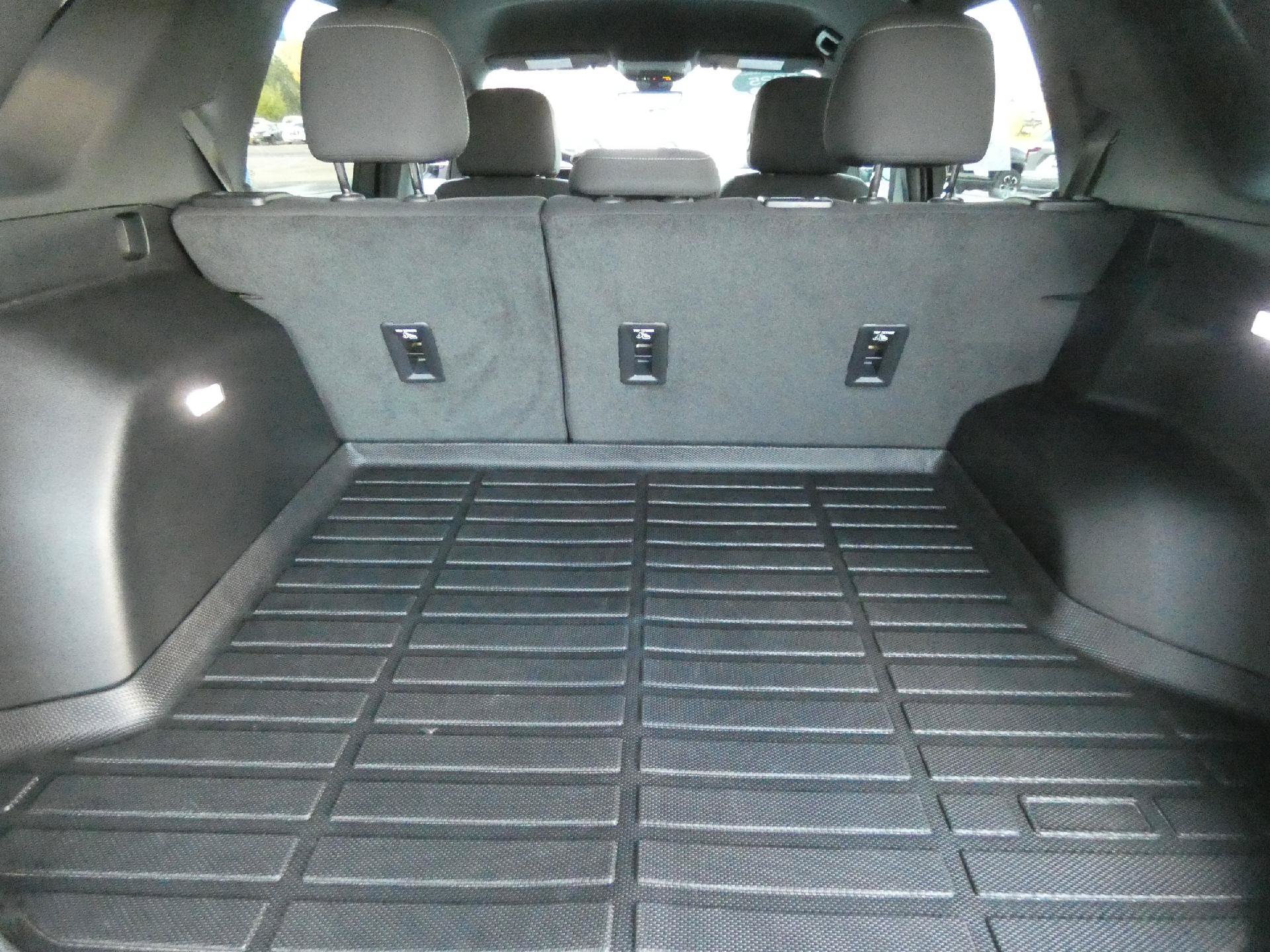 Certified 2025 Chevrolet Equinox LT w/ Safety and Technology Package FWD image 15