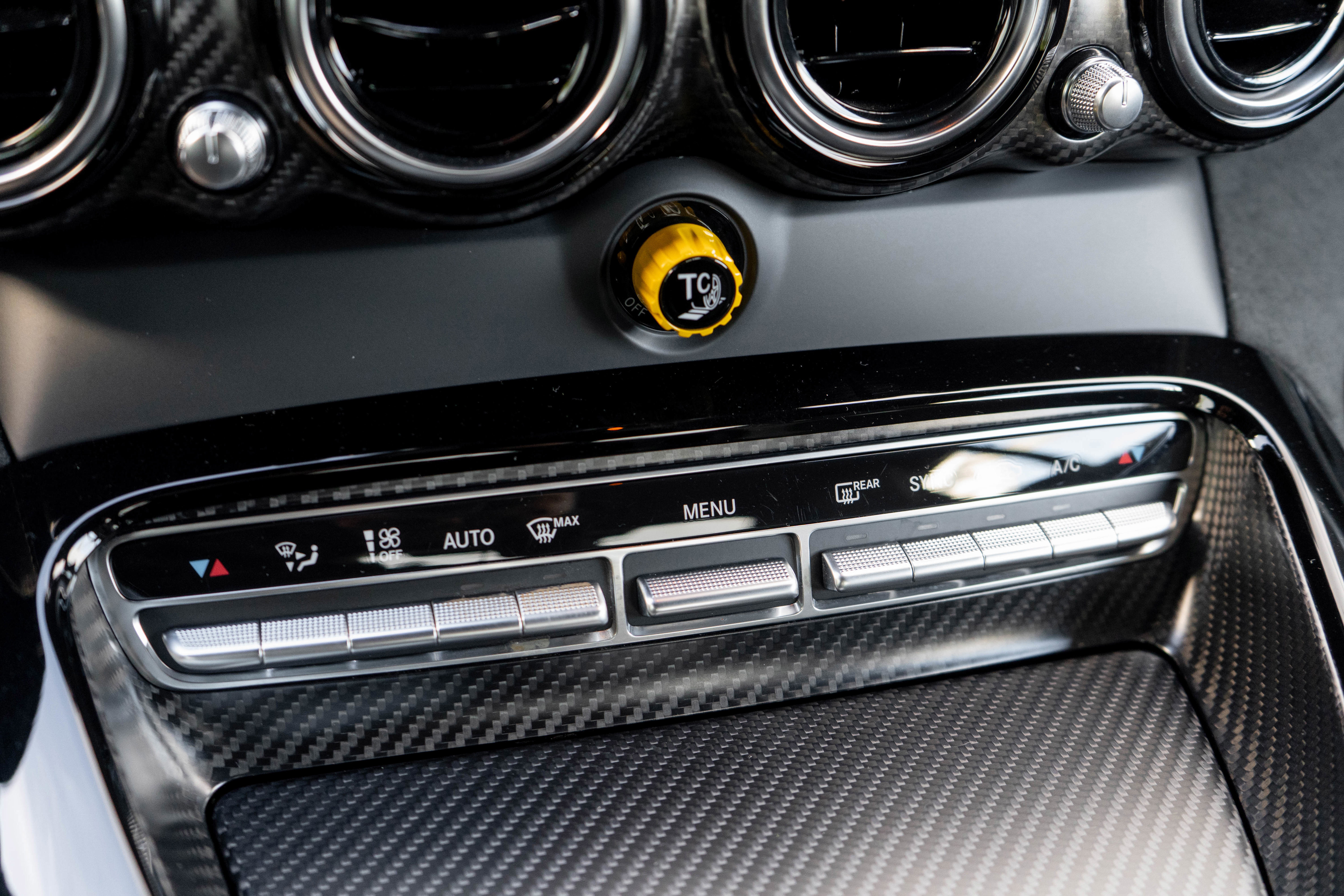 Used 2020 Mercedes-Benz AMG GT R image 31