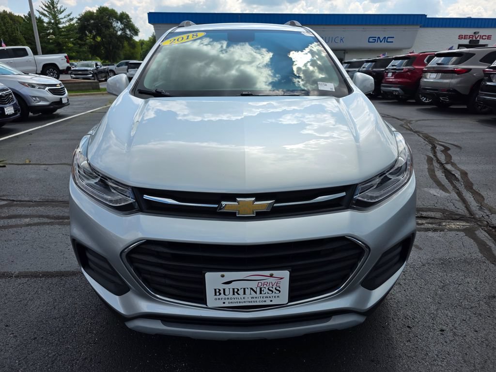 Certified 2018 Chevrolet Trax LT w/ LT Convenience Package AWD/4WD image 2