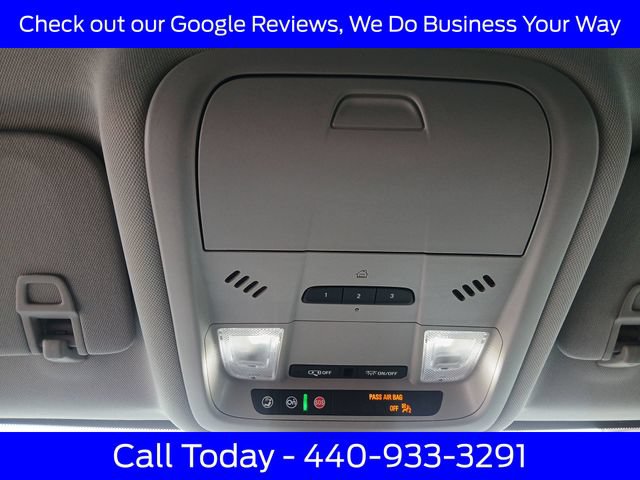 Used 2024 GMC Terrain SLT AWD/4WD image 24