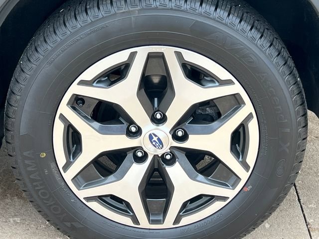 Used 2024 Subaru Forester Premium image 7