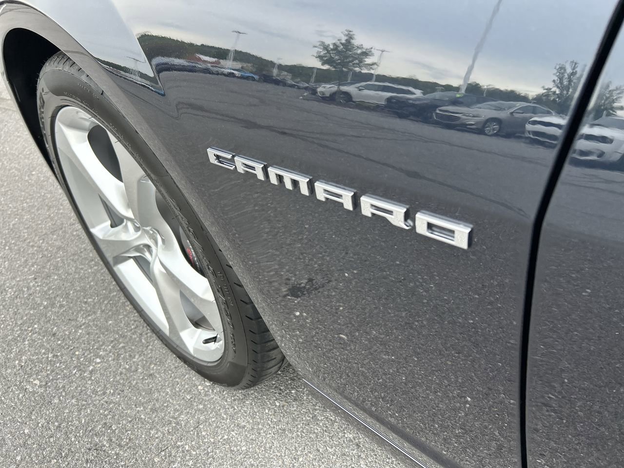 Used 2014 Chevrolet Camaro SS RWD image 11