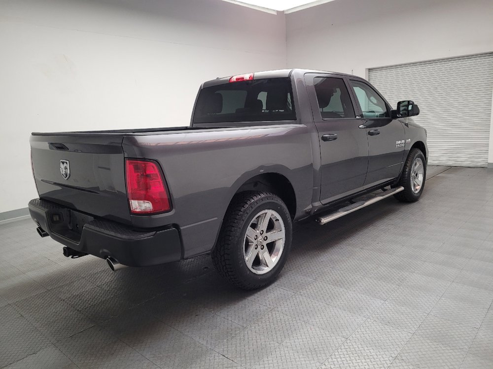 Used 2015 RAM 1500 Express RWD image 9