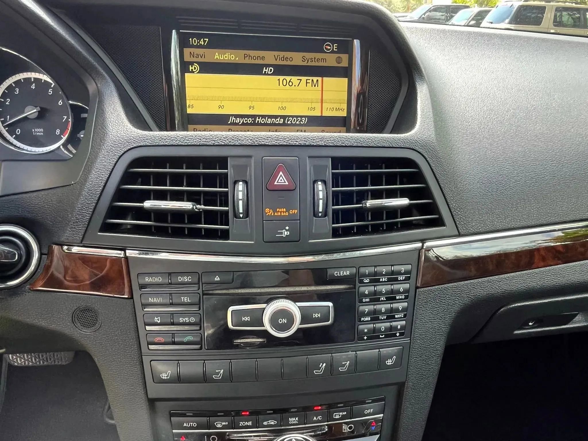 Used 2012 Mercedes-Benz E 350 Cabriolet w/ Premium 1 Launch Pkg image 14