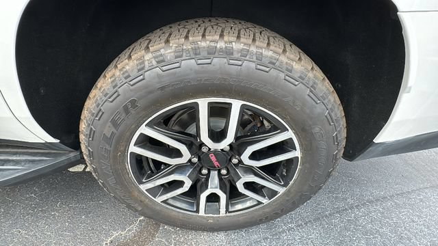 Used 2022 GMC Yukon AT4 w/ Max Trailering Package AWD/4WD image 28