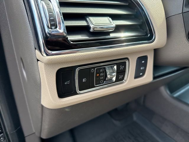 Used 2023 Lincoln Navigator Reserve image 25
