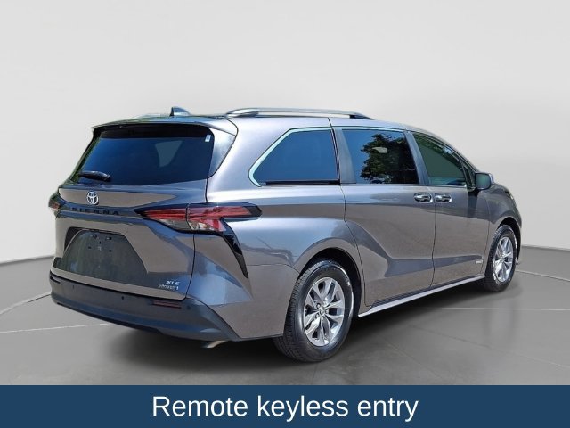 Used 2021 Toyota Sienna XLE FWD image 7