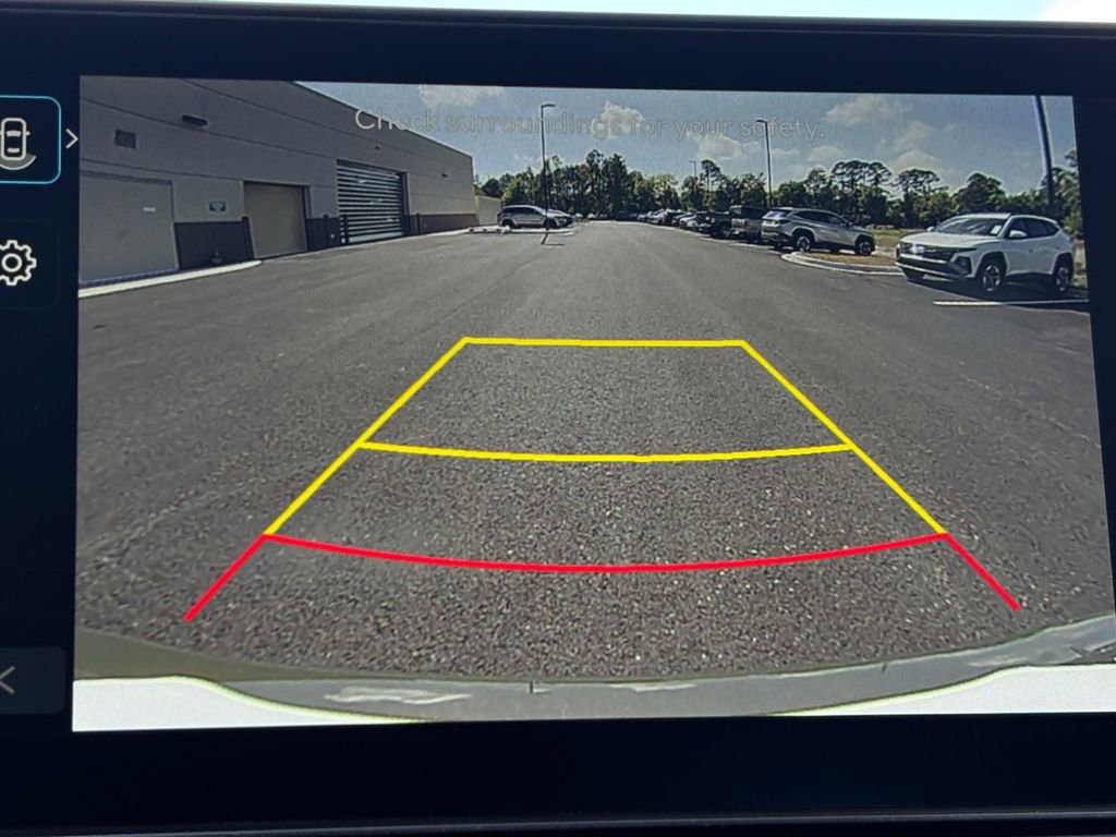 New 2026 Hyundai Tucson SE image 13