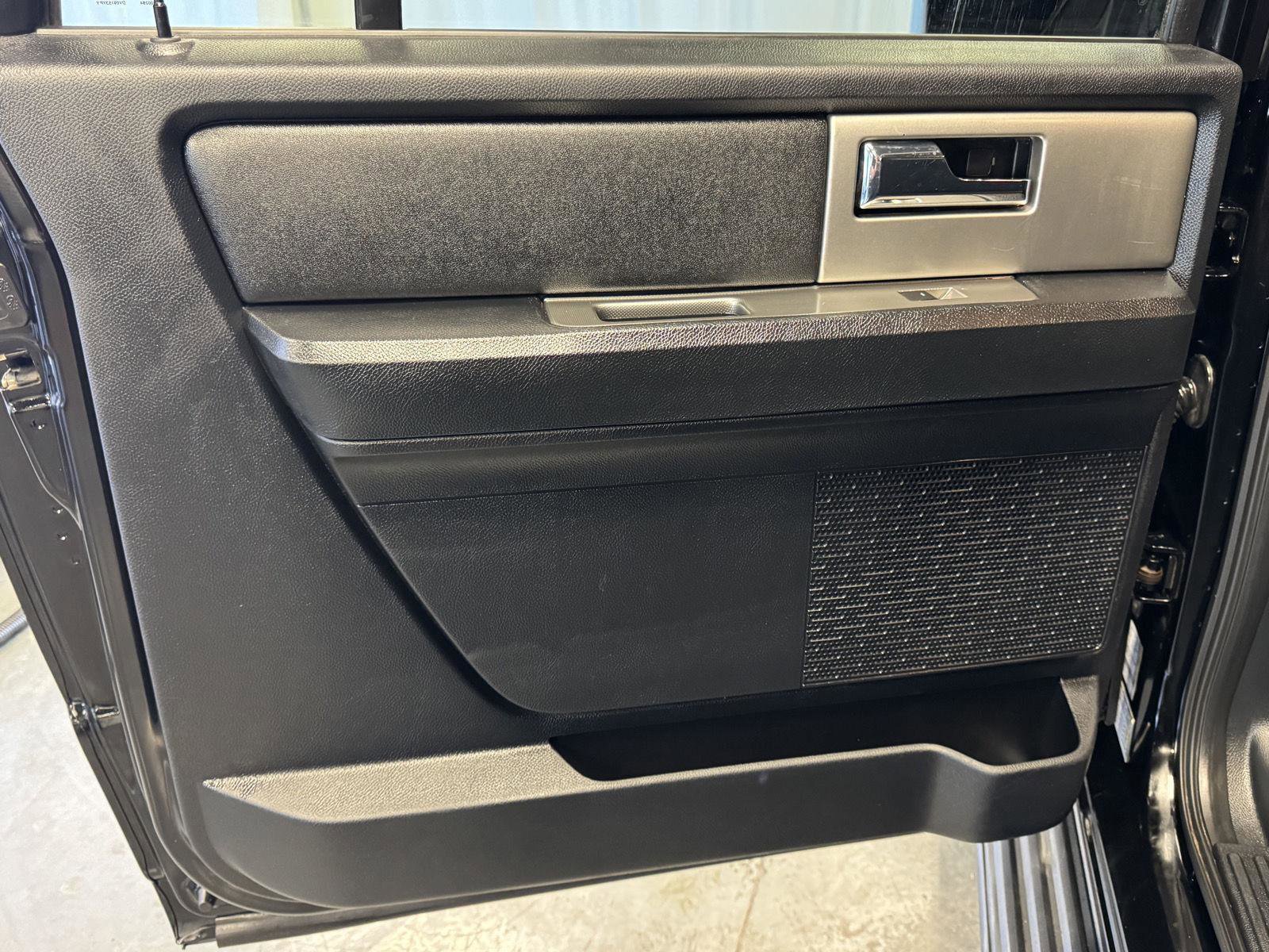 Used 2017 Ford Expedition EL XLT image 26