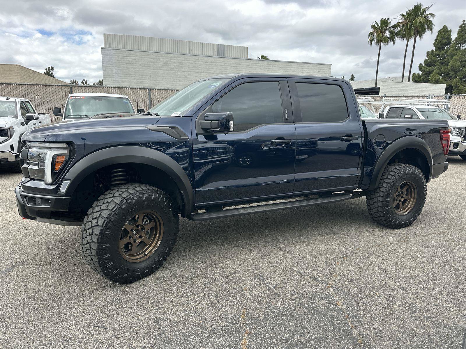 Used 2024 Ford F150 Raptor w/ Equipment Group 803A Raptor R AWD/4WD image 7