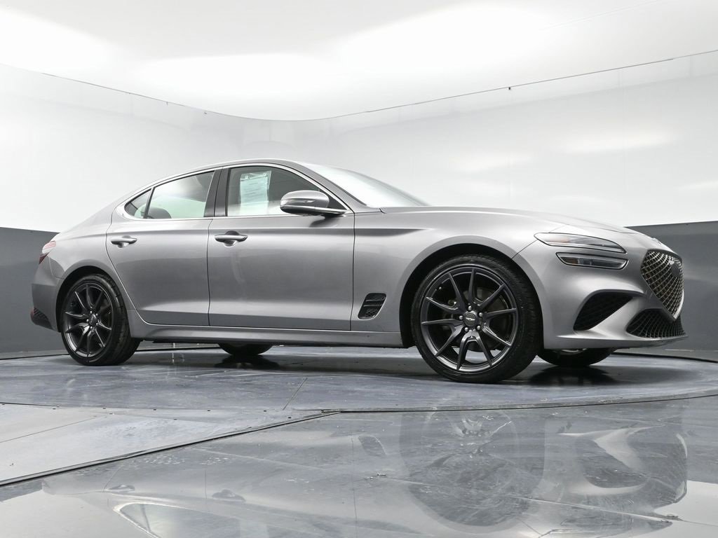 Used 2023 Genesis G70 2.0T image 49